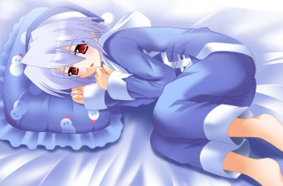 Anime girl bed white hair - white hair free wallpaper