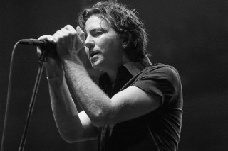 Man microphone stage performance dual - billie waters free wallpaper