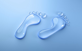 Footprints water bubbles blue background - blue background free wallpaper