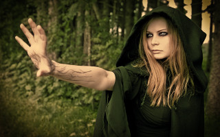 Woman hoodie holding hands woods - elden ring free wallpaper