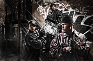 Two men building graffiti staircase - a staircase free wallpaper