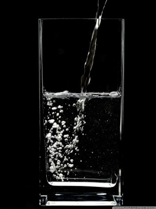 Glass water astronaut night sky - aquirax uno free wallpaper