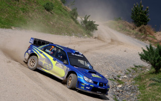 Blue car dirt road hill - eric dinyer free wallpaper