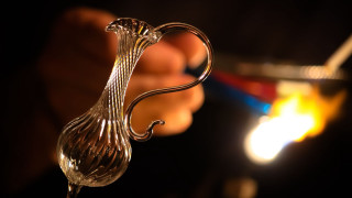 Blown vase candle lighter flemish - a glass vase free wallpaper