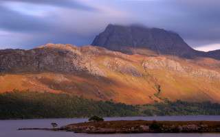 Mountain lake cloudy sky matte - rich moody colours free wallpaper