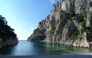 Mountain lake cliffs trees sky - a body of water free wallpaper for desktop