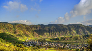 Village valley mountains trees sunny - heidelberg school free wallpaper