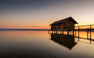 House dock lake sunset reflection 2 - a reflection of the sky free wallpaper