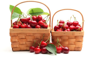Cherry basket leaves food berry - chen chi free wallpaper