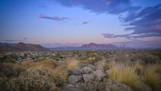 Dirt road desert mountains sunset - the desert free wallpaper