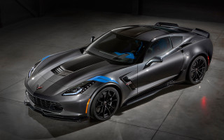 Silver corvette digital rendering matte - a blue light free wallpaper