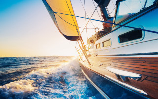 Boat sailing sunset sails splash - the ocean free wallpaper for desktop