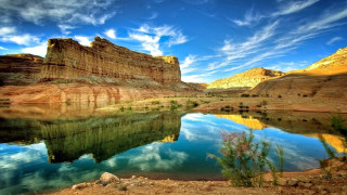 Lake mountains blue sky clouds 11 - beautiful landscape free wallpaper for desktop