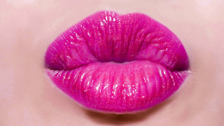Pink lip closeup popart airbrush - david lachapelle free wallpaper