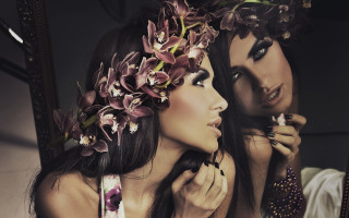 Gothic facialreflection flowerhair makeup fashion - two woman free wallpaper