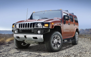 Hummer truck desert mountains hyperrealism - hard surface free wallpaper