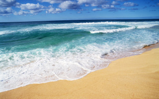 Beach waves shore blue sky - wave free wallpaper