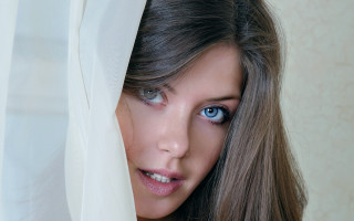 Eszter mattioni blue eyes white - her face free wallpaper for desktop