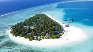 Island dock house ocean boat - the middle of the ocean free wallpaper