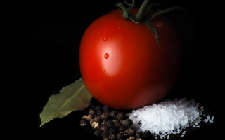 Tomato salt greenleaf blackbackground hyperrealism - a green leaf free wallpaper