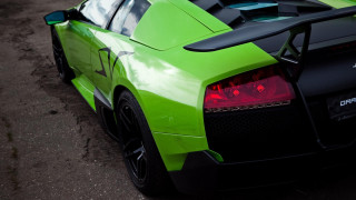 Green sports car hood up 2 - tail free wallpaper