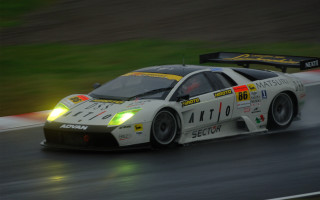 Racing car rain motion blur - a photo free wallpaper