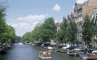 Canal boat parked cars urban - dirck de bray free wallpaper