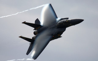 Jet smoke trail precisionism airbrush - a jet free wallpaper
