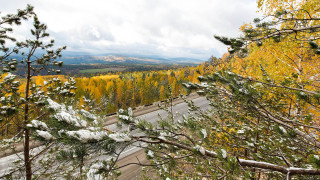 Mountain view forest autumn snowy - arkhip kuindzhi free wallpaper