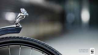 Bike person handlebars logo photorealism - the front of the bike free wallpaper