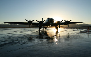 Sunset plane runway planet ocean - the plane free wallpaper