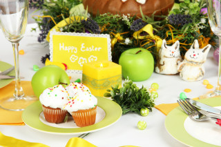 Easter cupcakes still life food - food photography free wallpaper