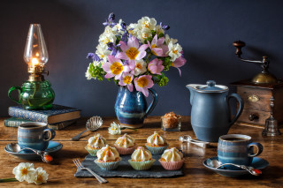 Flower vase cupcake tea teapot - a vase of flowers free wallpaper