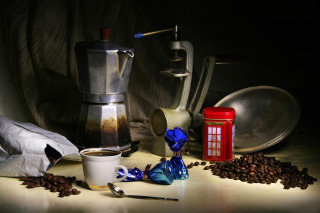 Coffee red phone booth silver - anton graff free wallpaper