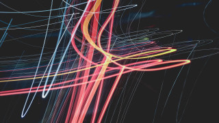 Black background light streaks abstract - the middle of it free wallpaper