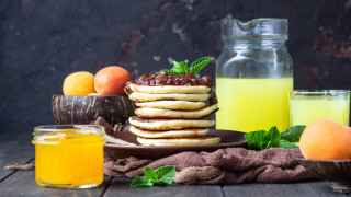 Pancakes fruit juice table cloth - a stack of pancakes free wallpaper