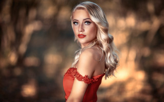 Woman red dress woods portrait 2 - a red dress free wallpaper for desktop