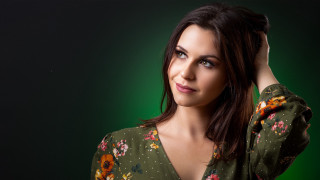 Woman longhair greenshirt portrait clairedalby - a green shirt free wallpaper