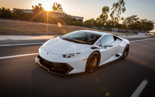 White sports car sunset 3d - beautiful free wallpaper for desktop