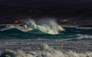 Wave mountain shore stormy ocean - stormy weather free wallpaper