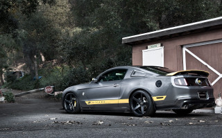 Car cobra night sky galaxy - a yellow stripe free wallpaper