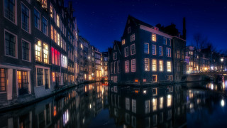 Canal buildings reflections night europe - building free wallpaper