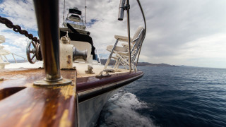 Ocean boat deck chair cloudy - ann thetis blacker free wallpaper