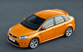 Orange car parking lot blacktop - tire free wallpaper