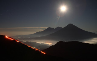 Full moon mountain city night - a city below free wallpaper