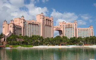Pink building beach palm trees - excessivism free wallpaper