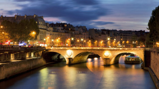 Bridge boat city lights night - a bridge over a river free wallpaper