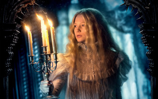 Woman candle mirror gothic aurora - a candle free wallpaper