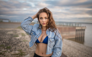 Woman beach bikini jacket water - the water free wallpaper