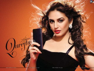 Woman holding cellphone wallpaper long - a picture of a woman free wallpaper